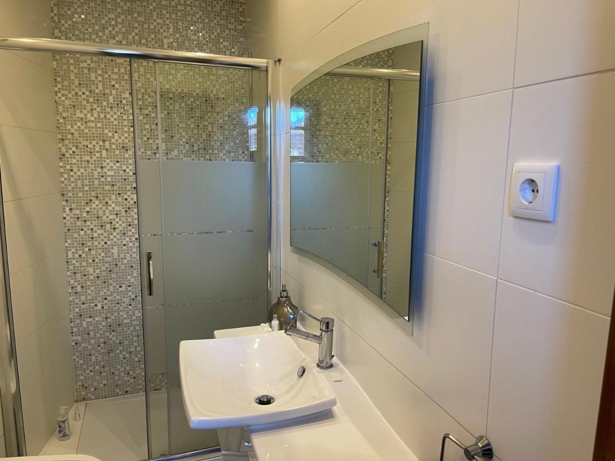Апартаменты Apartamento 2 Quartos E 2 Casas De Banho Порту Экстерьер фото