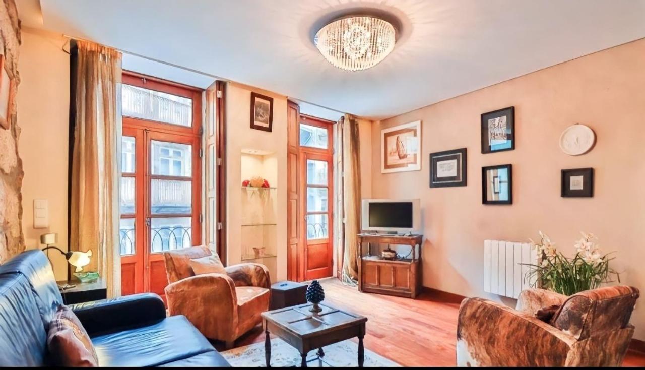 Апартаменты Apartamento 2 Quartos E 2 Casas De Banho Порту Экстерьер фото